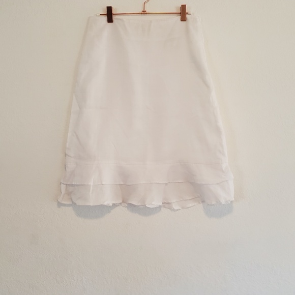 H&M White Skirt - Pretty Layered Flutter Bottom Skirt Size 6 - Picture 13 of 14